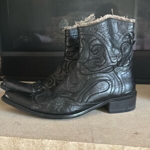 Aldo Black Leather Ankle Boots, Size 42, Gently Used